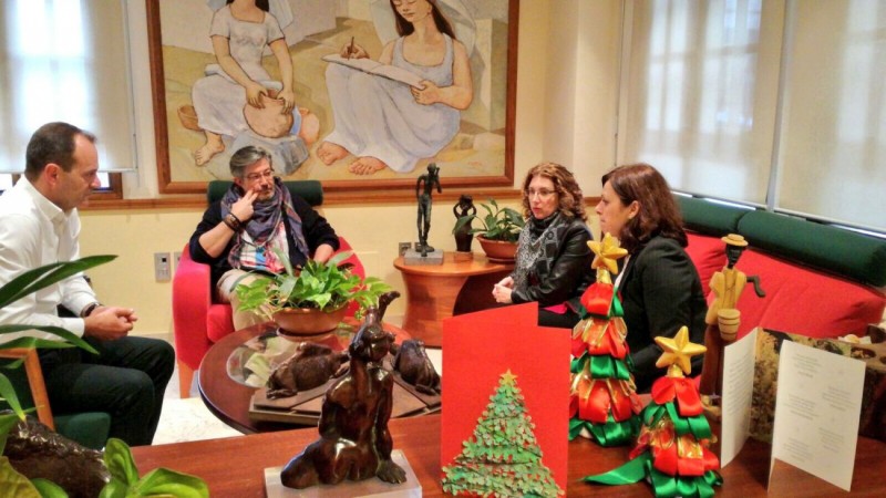 Oscar Hern�ndez se re�ne con la Directora Provincial INSS