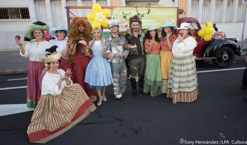 Hospitales San Roque lleva la nutrici�n responsable a la Cabalgata de Reyes
