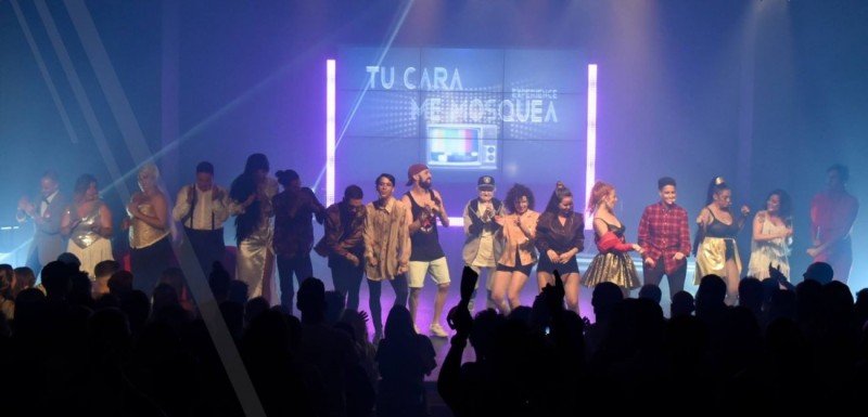 J�venes de Santa Luc�a presentan 24 proyectos en la F�brica de Ideas 