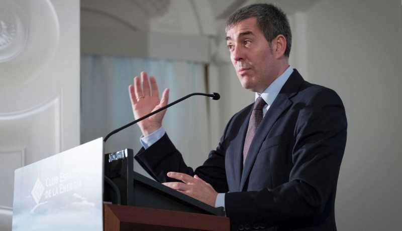 Clavijo destaca los logros en renovables para un futuro sostenible en Canarias