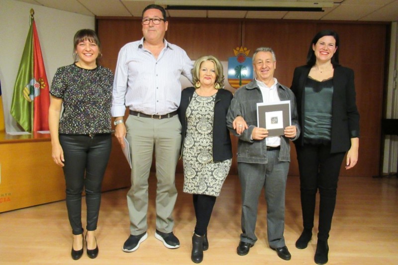 Santa Luc�a rinde un homenaje a cuatro trabajador@s municipales por su jubilaci�n