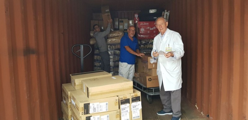 San Juan de Dios env�a a Sierra Leona 20 toneladas de material cl�nico y alimentos