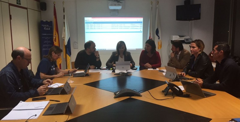 Se suspende las clases este mi�rcoles en las islas por alerta m�xima 