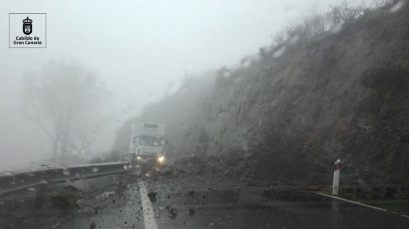 El 1-1-2 atiende m�s de 300 incidencias en Canarias por la borrasca Emma