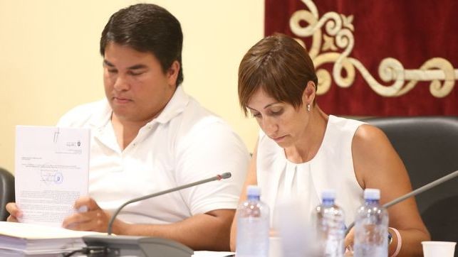 Mog�n suspende de empleo y sueldo a cuatro polic�as locales 