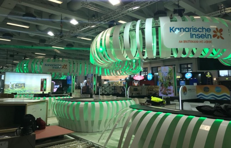 Isaac Castellano inaugura el pabell�n de Canarias en la ITB de Berl�n 