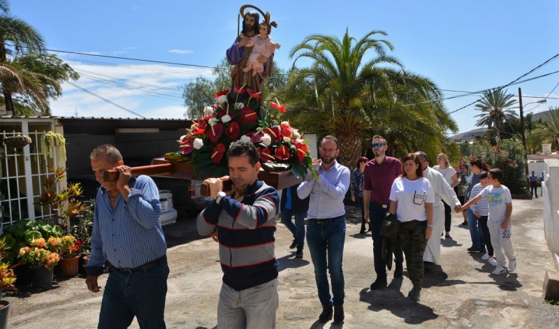 Vento y Las Crucitas  festejan a San Jos�