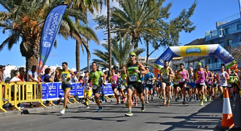 Carlos Sirwani y Juani Espino ganan la Carrera Popular de Arguinegu�n