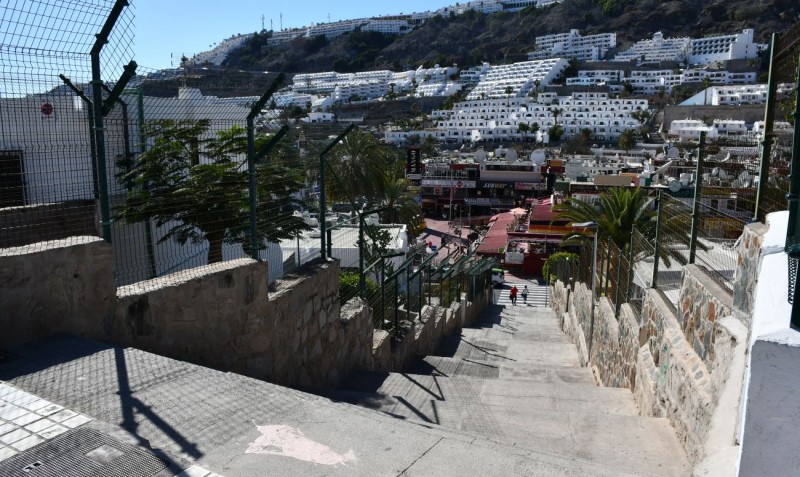 Mog�n rehabilitar� varias escaleras de Puerto Rico