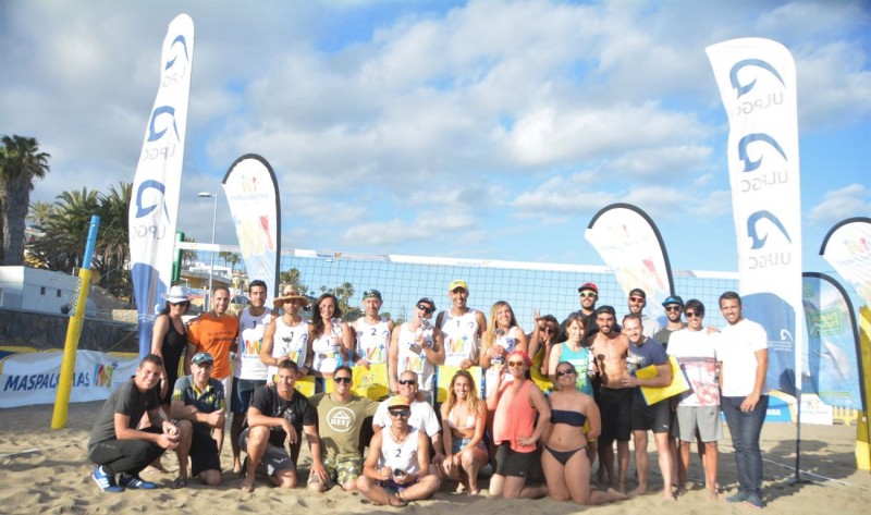 Playa del Ingl�s celebra el I Open Maspalomas Beach Voley 2x2 ULPGC   