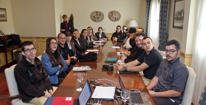 Veinte alumnos de Hoteles Escuela de Canarias realizar�n pr�cticas en Reino Unido 