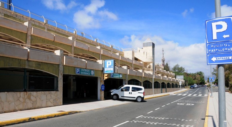 NC-SBT denuncia que los parkings gestionados por el Ayuntamiento ser�n los m�s caros