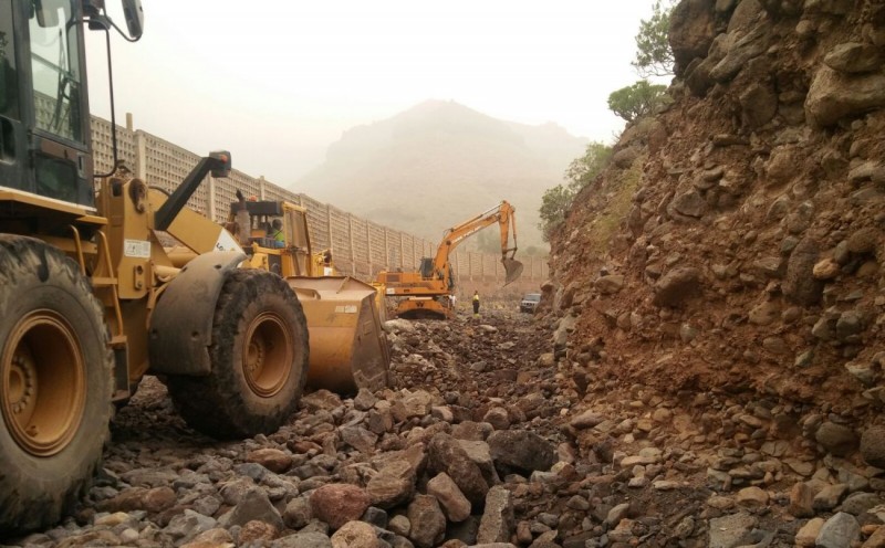 Abierto el acceso a la Playa de Veneguera 