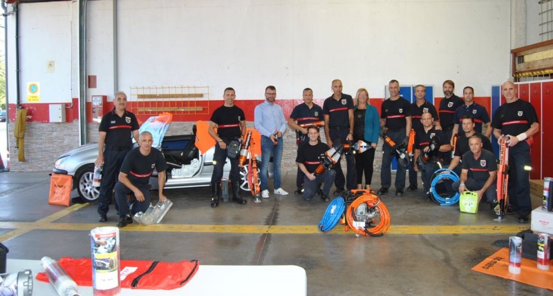 Los bomberos de Maspalomas reciben el equipamiento m�s completo de su historia