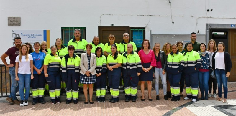 Mog�n forma a  30 desempleados en limpieza viaria y ayuda a domicilio 