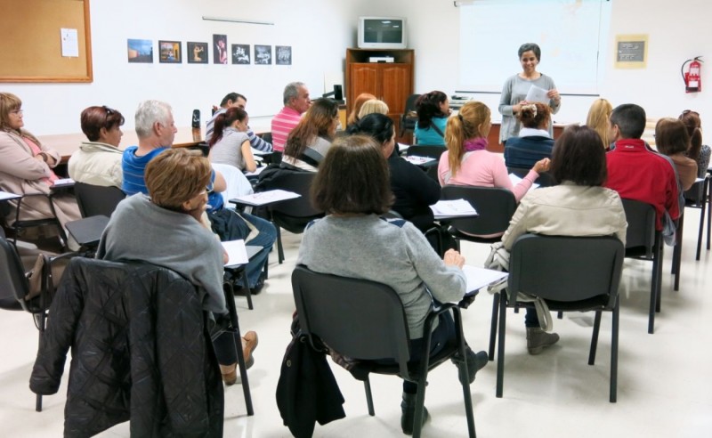 Prevenir en Familia ofrece una charla sobre las adicciones a las nuevas tecnolog�as