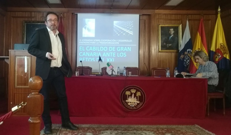 El Cabildo ayudar� a instalar placas fotovoltaicas en viviendas y empresas