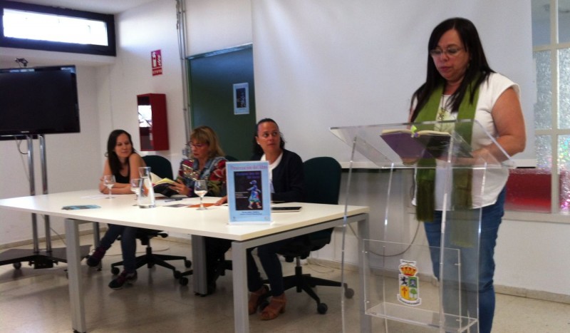 Escritoras canarias  contra la violencia machista  alzan su voz en Maspalomas