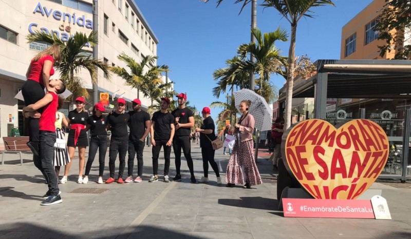 El coraz�n de �Enam�rate de Santa Luc�a` vuelve a la calle con el D�a de la Madre