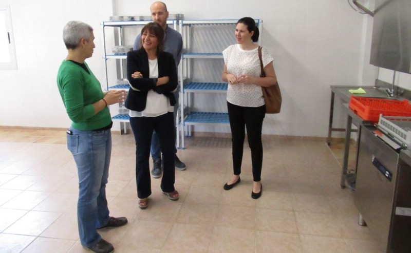 Santa Luc�a dota de servicio de comedor a todos sus colegios 