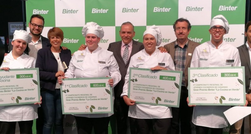 Lilia Valdivia gana el Campeonato de J�venes Cocineros en GastroCanarias