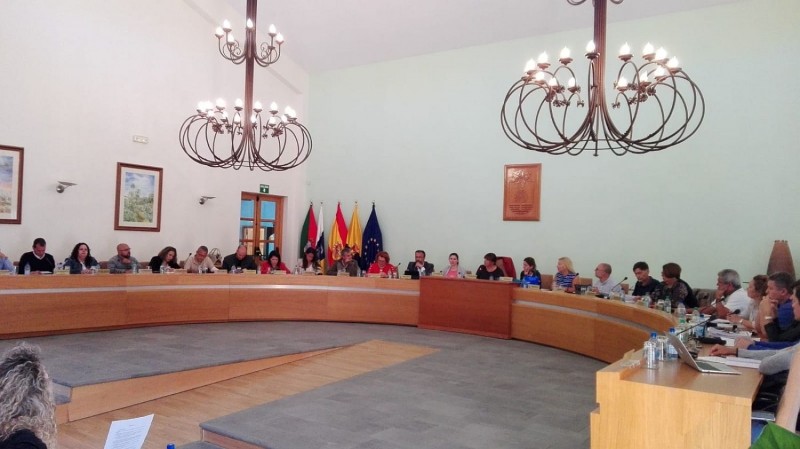 Santa Luc�a aprueba su presupuestos de 55 millones 