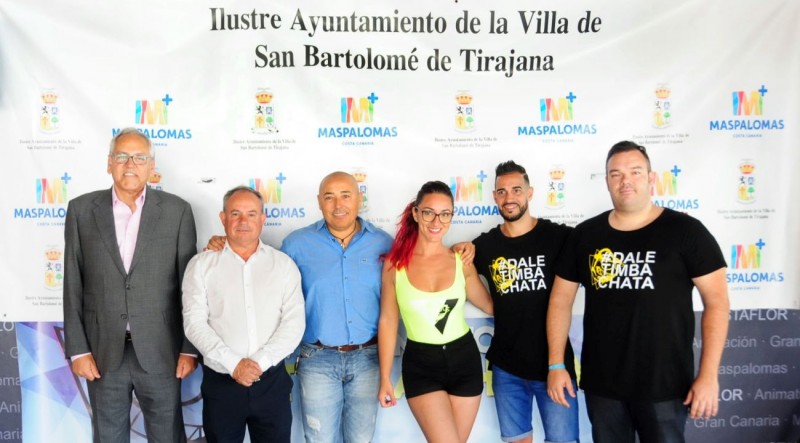 Maspalomas baila salsa y bachata con ritmo cubano