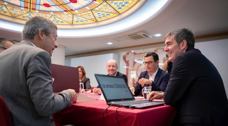 Sindicatos y patronales �cierran filas� con la Agenda Canaria