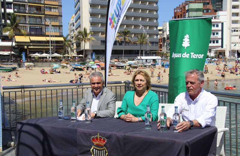 La Asociaci�n #Up2U activa el Programa �M�jate con Nosotros�