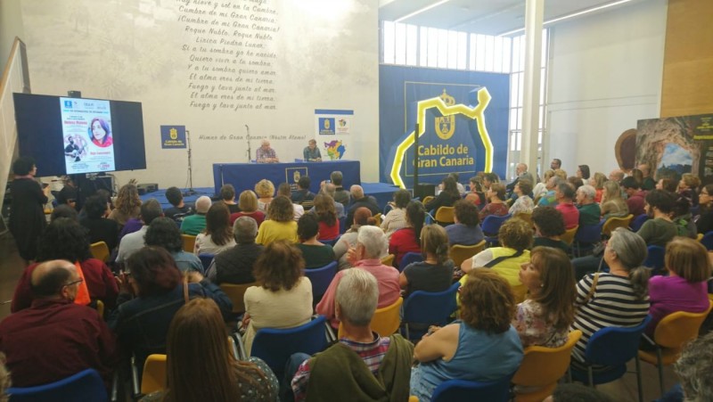 El Cabildo reclama un trato digno para los refugiados y que acaben las represalias 