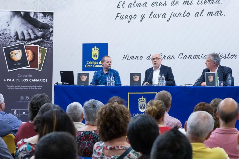 El Cabildo lanza la nueva colecci�n �La isla de los canarios�