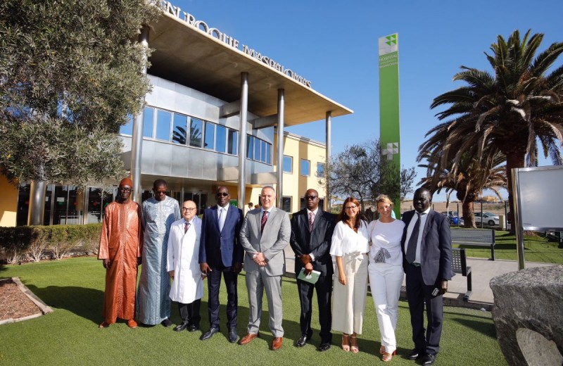 El ministro de Salud de Senegal visita Hospitales San Roque