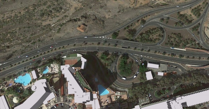 Turc�n lleva a la Fiscal�a Anticorrupci�n las obras de la rotonda de El Veril (Parque Acu�tico)