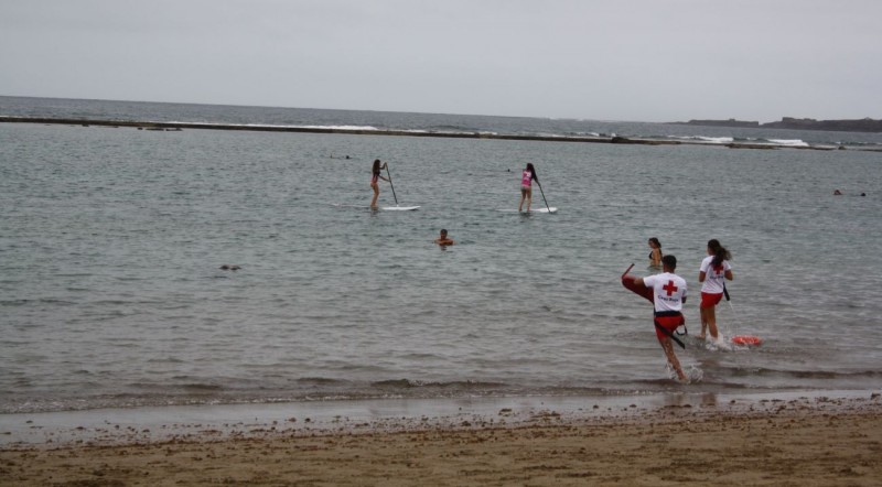 Cruz Roja busca evitar ahogamientos y accidentes siguiendo unas m�nimas normas de seguridad.
