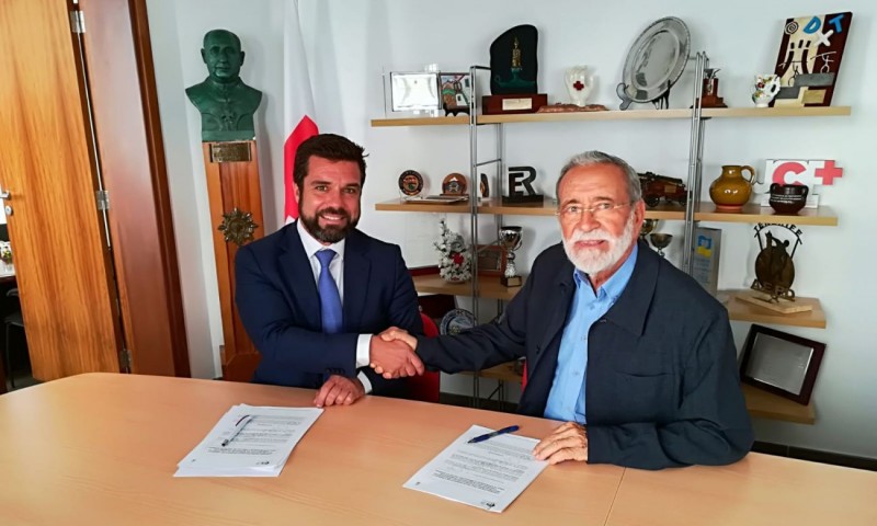 1-1-2 Canarias y Cruz Roja firman mejorar la atenci�n a v�ctimas de violencia de g�nero