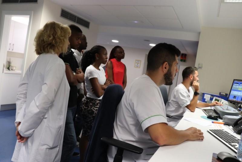 Hospitales San Roque recibe a futuros m�dicos mozambique�os
