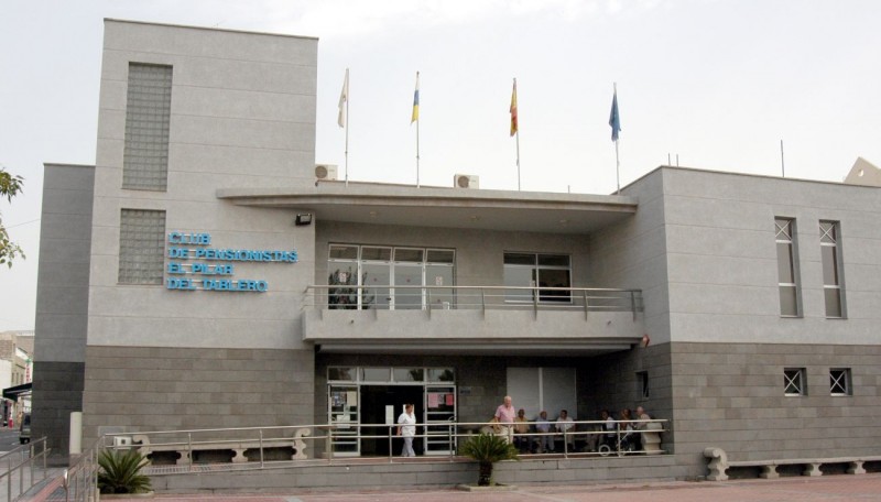 Tirajana adjudica los bares-cafeter�as de los centros de mayores