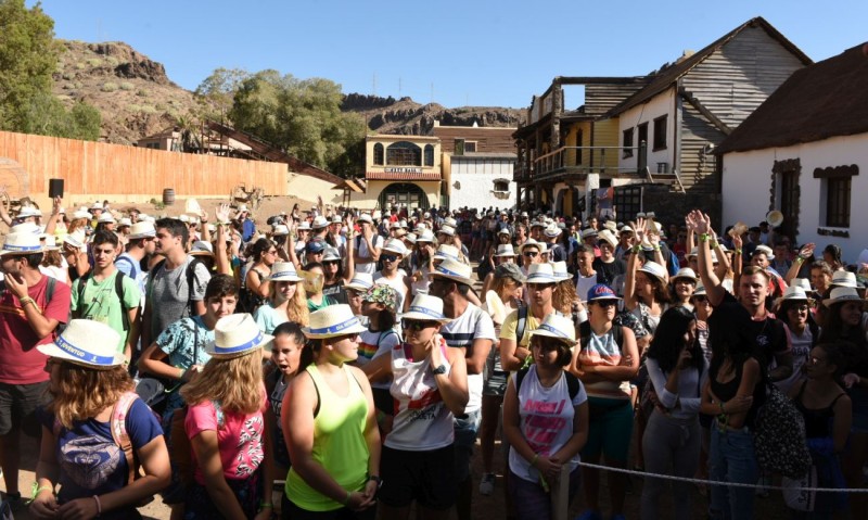 El Cabildo re�ne a 600 j�venes para celebrar el D�a Internacional de la Juventud 