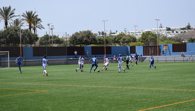 El San Fernando no carbura y cae ante el lUni�n Viera 1 - 0