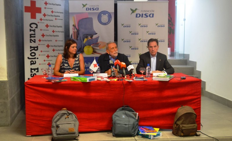 DISA destina 140.000 euros a ayudar a familias en la �vuelta al cole` 