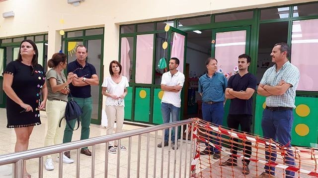 Ag�imes cambia la cubierta del patio de la Escuela Infantil Municipal Sarantont�n