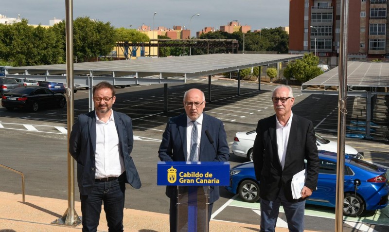 El Cabildo estrena una planta fotovoltaica en Infecar 