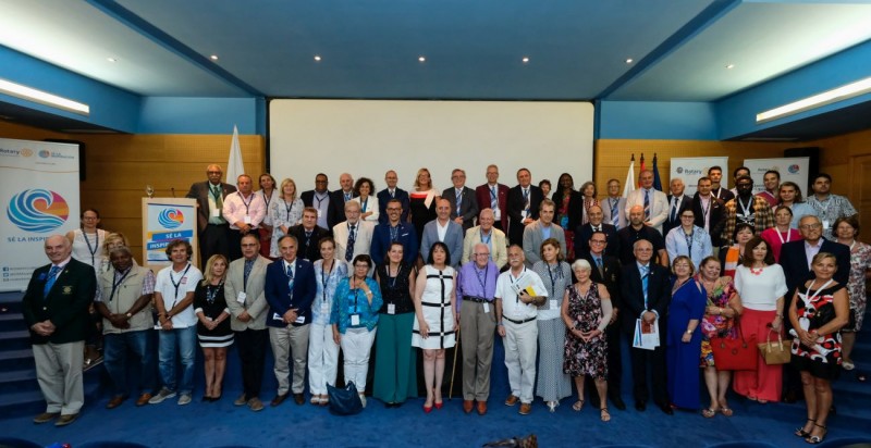 Open Arms se prepara para intervenir en Canarias