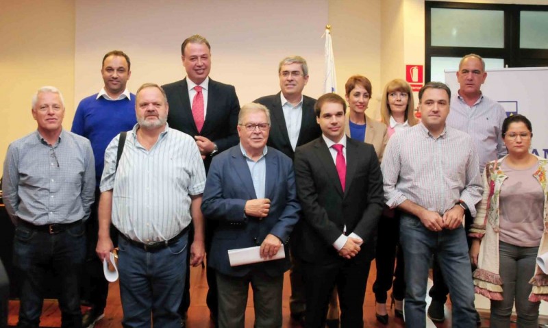Alcalde independientes, del PP y CC se quejan de reparto de fondos del Cabildo