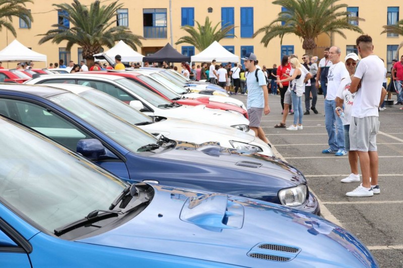 Arguinegu�n exhibe 300 veh�culos en el III Encuentro Solidario de Coches Japoneses