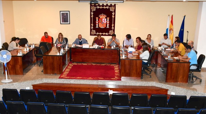 El Pleno aprueba inicialmente la ordenanza del futuro parque urbano de Playa Mog�n