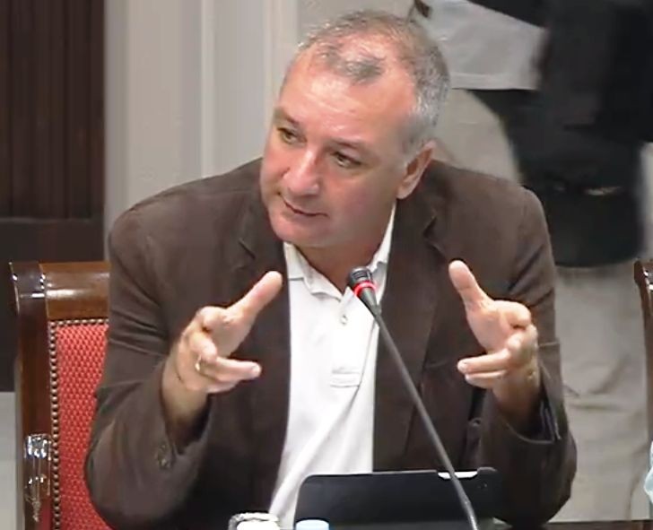 Campos: �Es decepcionante que el Gobierno ponga cero euros de m�s para combatir la pobreza� 