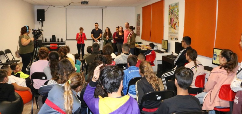 Se inaugura el primer Centro Joven del Valle de Mog�n