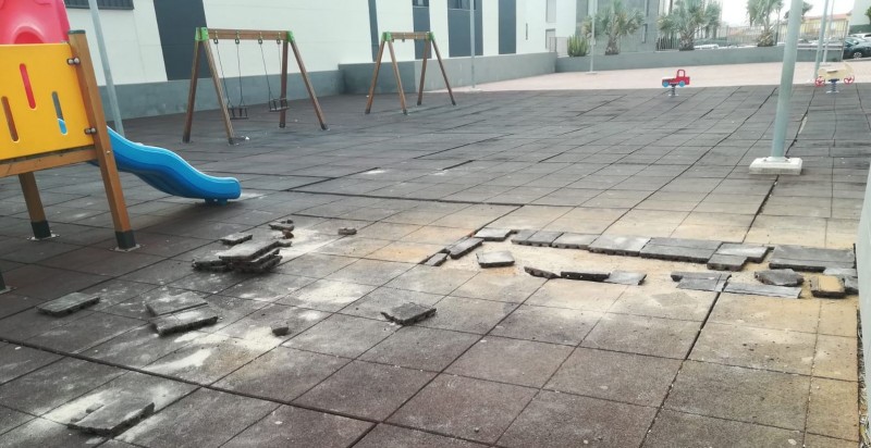 El PSOE-SBT pide partidas econ�micas para el mantenimiento y conservaci�n de los parques infantiles