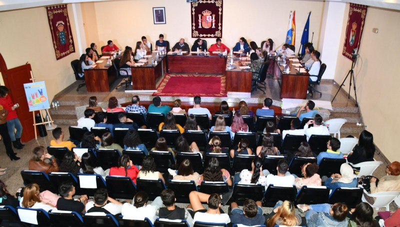 Los j�venes de Mog�n, protagonistas del Pleno en el D�a Internacional de la Infancia